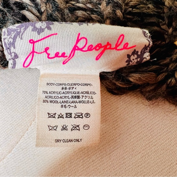 Free People Wool Shawl Wrap - Picture 14 of 14